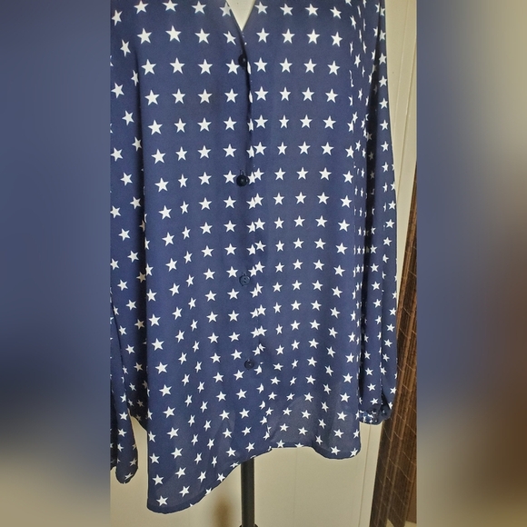 Lumiere Blue/White Patriotic Stars Cold Shoulder Long Sleeve Blouse Size Large - Picture 7 of 12